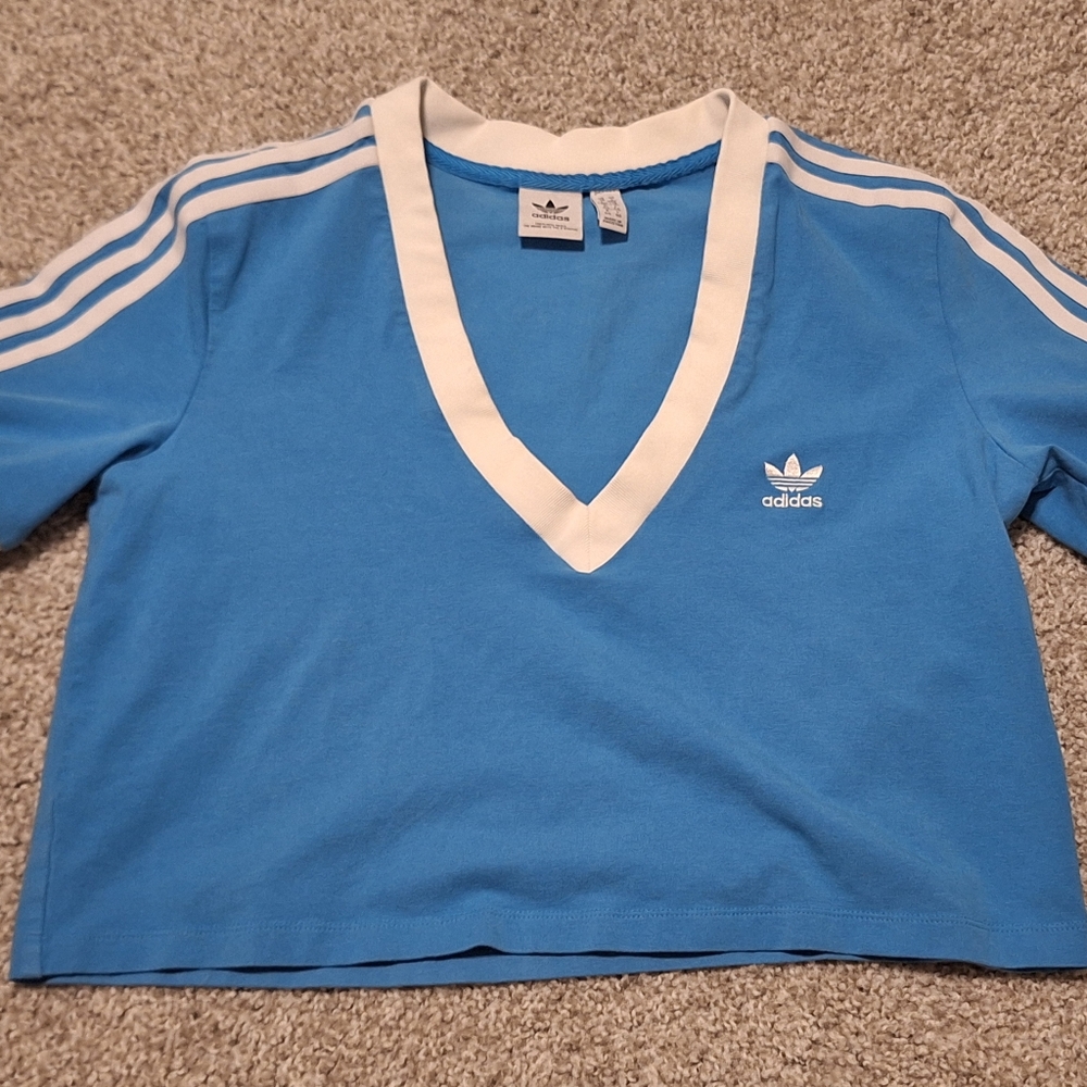 Adidas cropped athletic shirt Size L